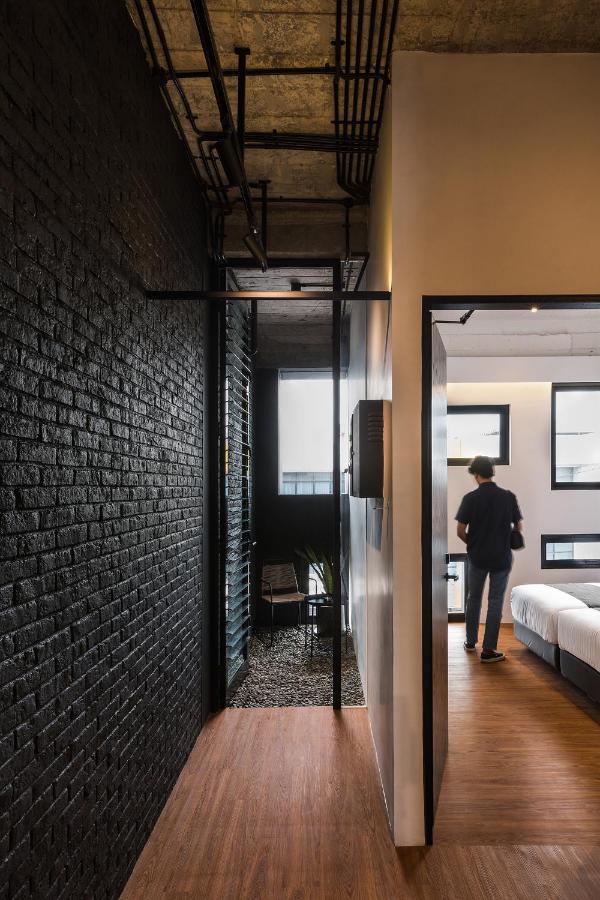 Qub Rooms Семаранг Екстериор снимка